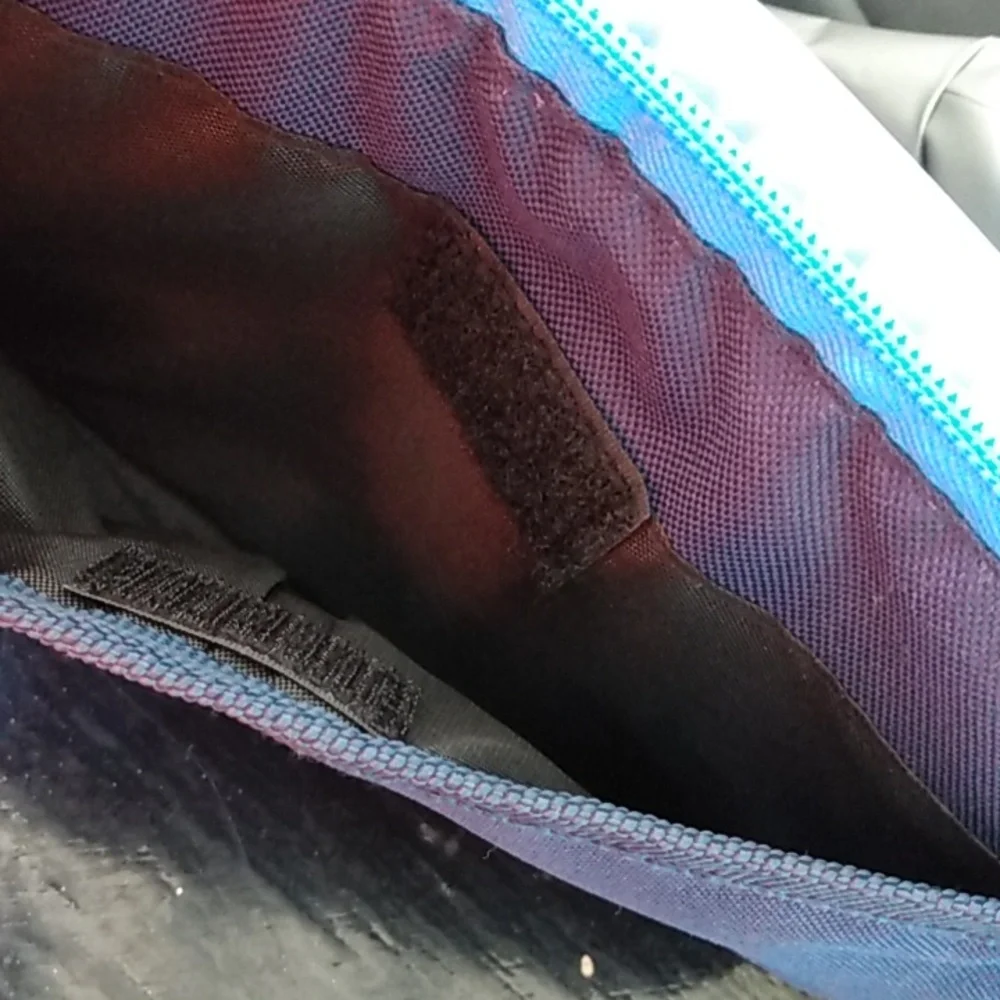 Igloo Playmate Gripper Cooler Bag - Picture 7 of 8